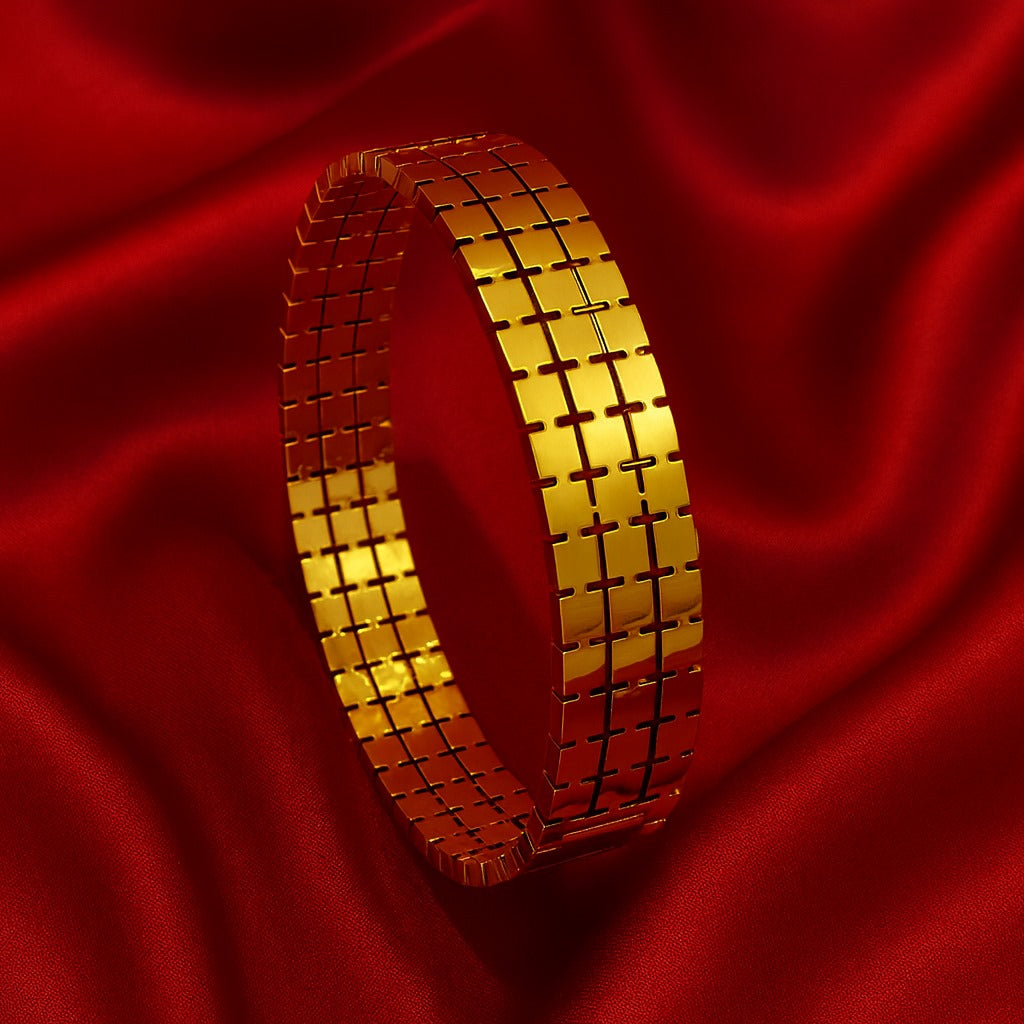 Gold-Tone Grid Link Bracelet – Modern Unisex Style