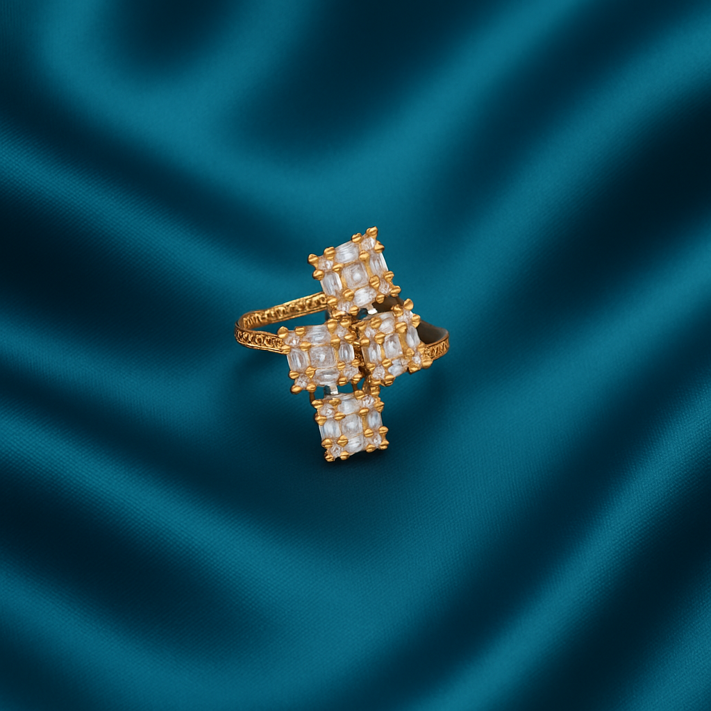 Luxury Gold-Plated Geometric Crystal Ring – Elegant Cocktail Design