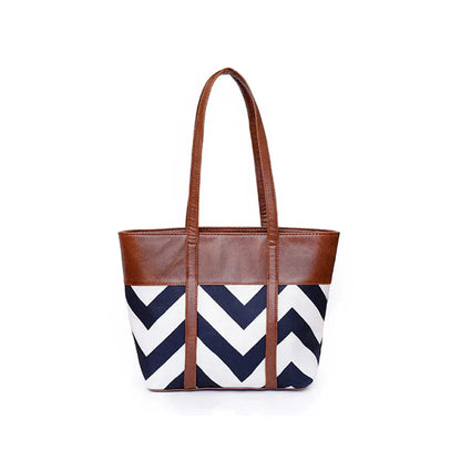 Chevron Pattern Shoulder Tote Bag for Women – Stylish & Spacious
