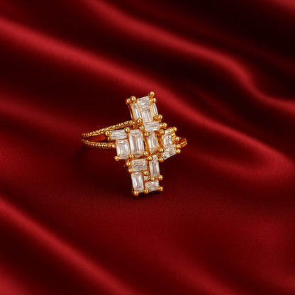 Luxury Gold-Plated Geometric Crystal Ring – Elegant Cocktail Design
