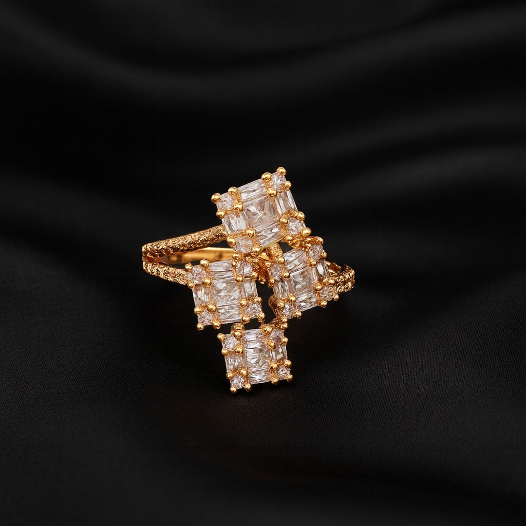 Luxury Gold-Plated Geometric Crystal Ring – Elegant Cocktail Design